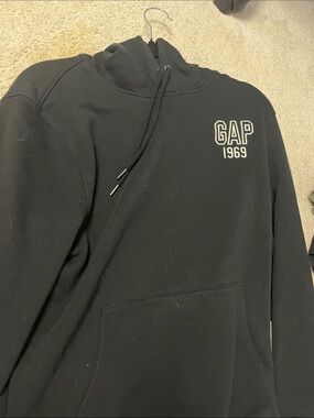 GAP Black Crewneck Sweatshirt with 1969 Logo